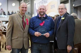 Ian Bell & Paul Stobart accepting the prize for Best Breed Society Trade Stand from H & H Director Michael Scott